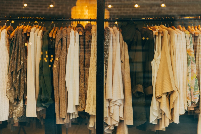 boutique-CALLAS-min_clothe_fashion_store_shop_window_store_front-21277